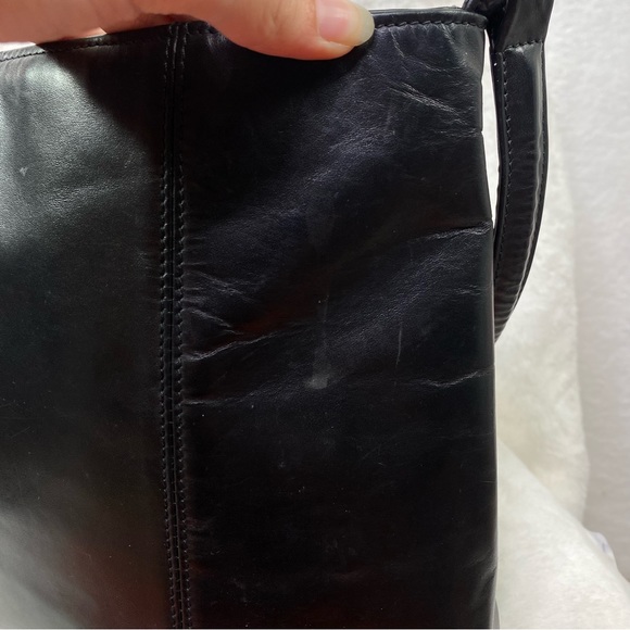 LongChamp Vintage Black Tote/Shoulder purse - Picture 4 of 13